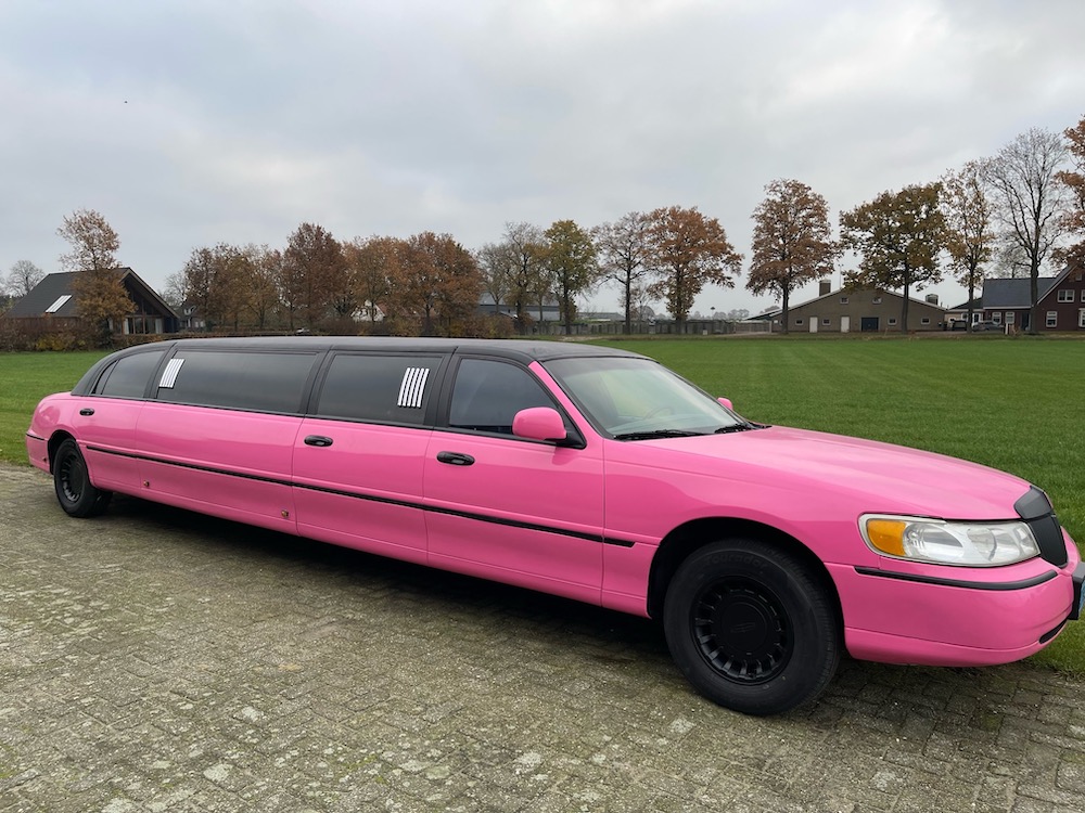 roze limousine lincoln